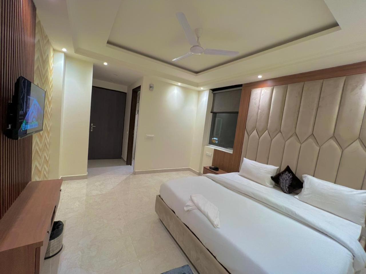 Hotel Riverb New Delhi Extérieur photo