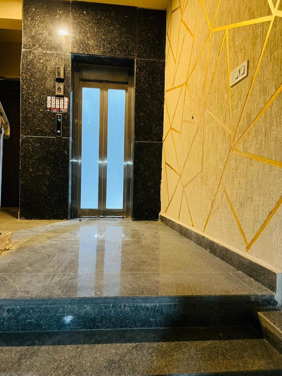 Hotel Riverb New Delhi Extérieur photo