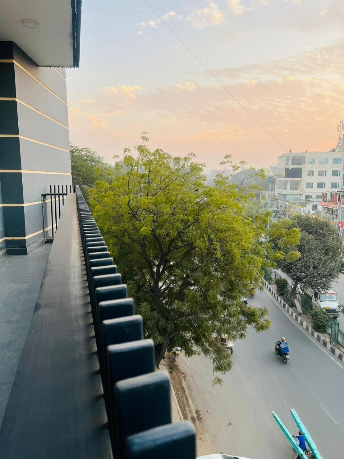Hotel Riverb New Delhi Extérieur photo