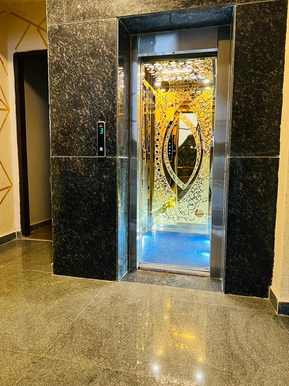Hotel Riverb New Delhi Extérieur photo