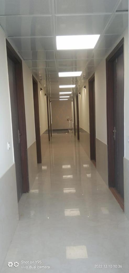 Hotel Riverb New Delhi Extérieur photo
